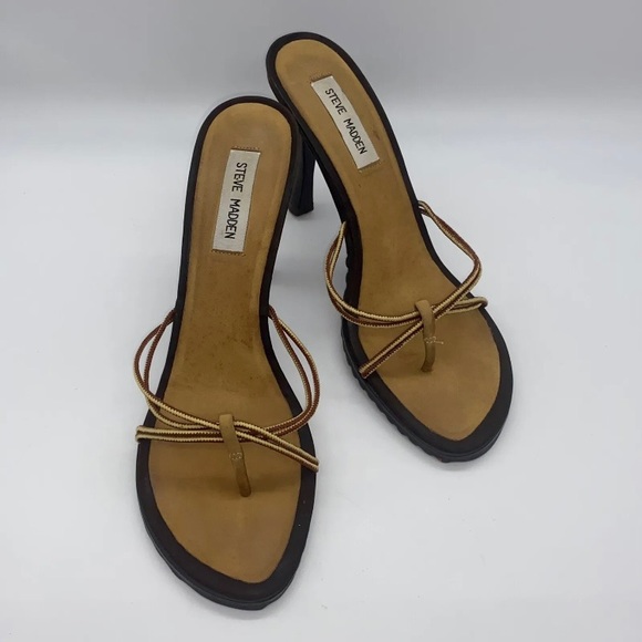 Steve Madden Shoes - Steve Madden ‘Hottie’ Criss-Cross +4 Inch Heels in Fabric/Leather Size 10B